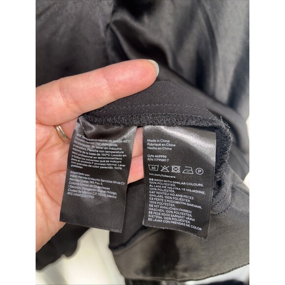 H&M Lux Line Satin Feel 100% Recycled Polyester Black Asymmetrical Blouse XL NWT - Picture 5 of 7